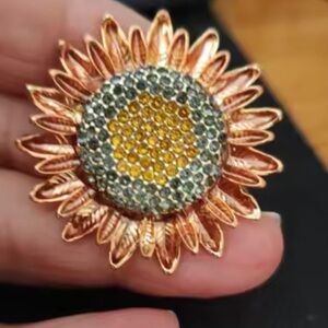 Sunflower Crystal Brooch